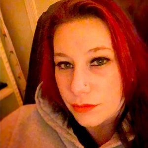 Meet your Posher, Valerie